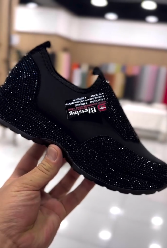 Μοντέρνα, casual sneakers με κρύσταλλα-LT 