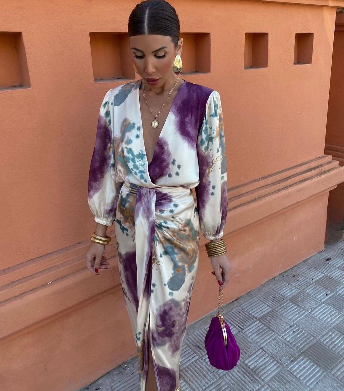 Elegantiška violetinė suknelė V formos iškirpte 💜-LT