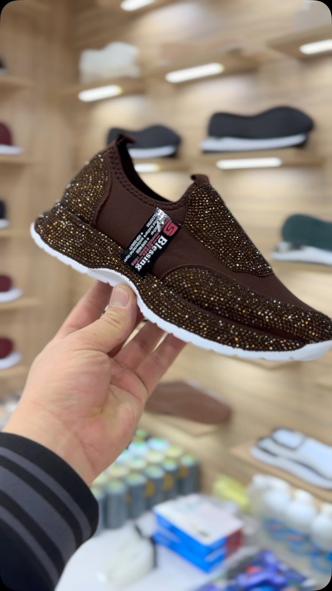 Μοντέρνα, casual sneakers με κρύσταλλα-LT 