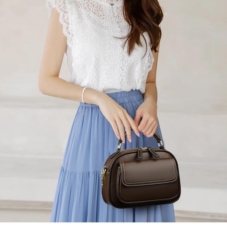 【🎊Νέα προϊόντα 30% έκπτωση】👜Κομψή τσάντα χιαστί δόστρος με φαρδύ λουράκη-GR