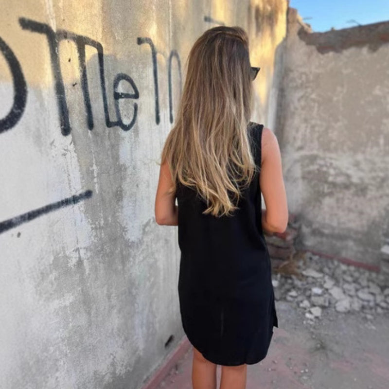 🔥Είναι ένα μονόχρωμο φόρεμα με βαθύ ντεκολτέ V, φτιαγμένο από βαμβάκι και λινό-GR