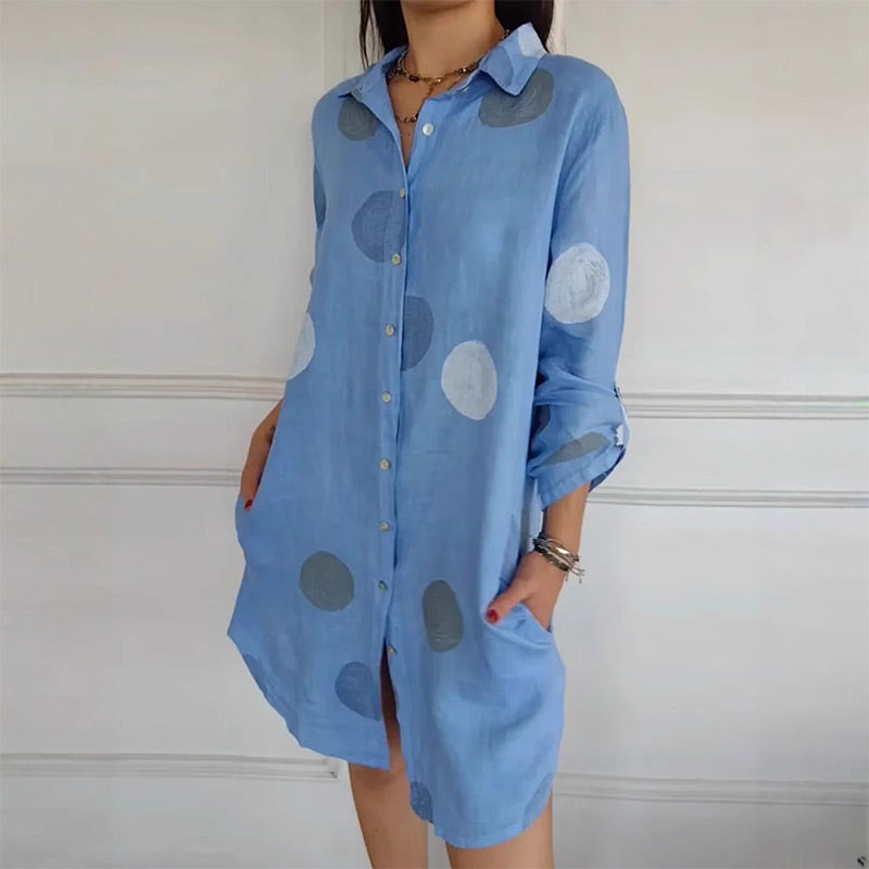 Didelio dydžio marškinių suknelė su kišenėmis ir taškeliais-LT