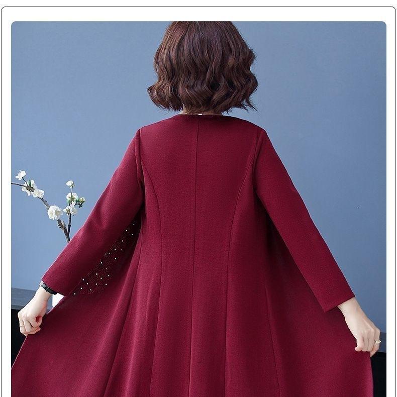 Elegantiškas dviejų dalių moteriškas komplektas su švarku ir suknele-LT