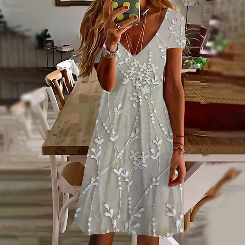 Elegantiškos moteriškos suknelės su V formos iškirpte-LT