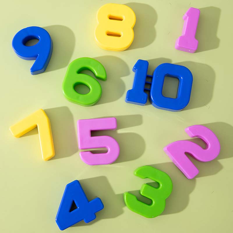 🐸Vaikiškas žaislų rinkinys su animaciniais gyvūnais ir svarstyklėmis-LT